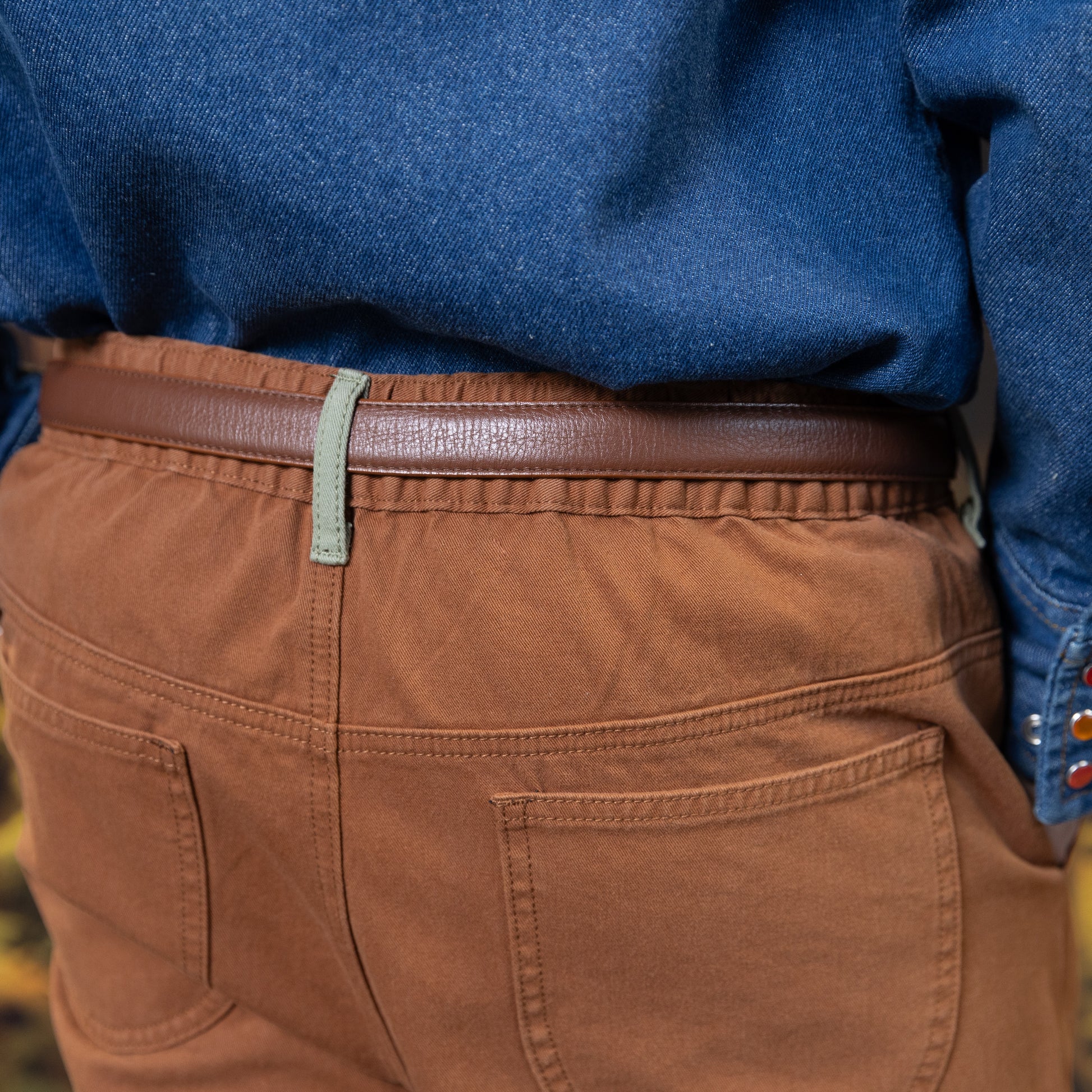 Rusty Twill Explorer Pant on model